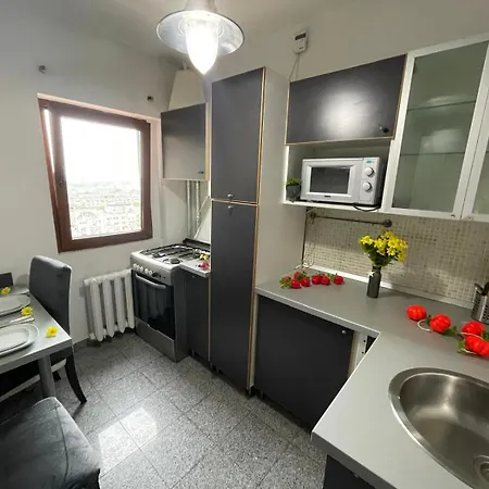 2 Bdrm Witn Amazing View Bucarest