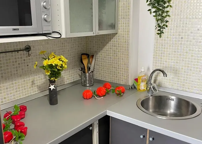 2 Bdrm Witn Amazing View Apartment *