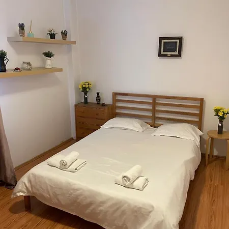 2 Bdrm Witn Amazing View Бухарест